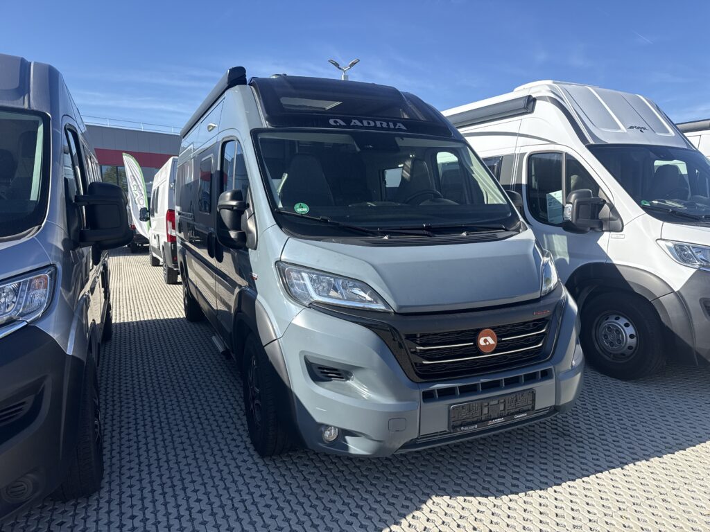 ADRIA TWIN Supreme 600 SPB *AHK**Markise*